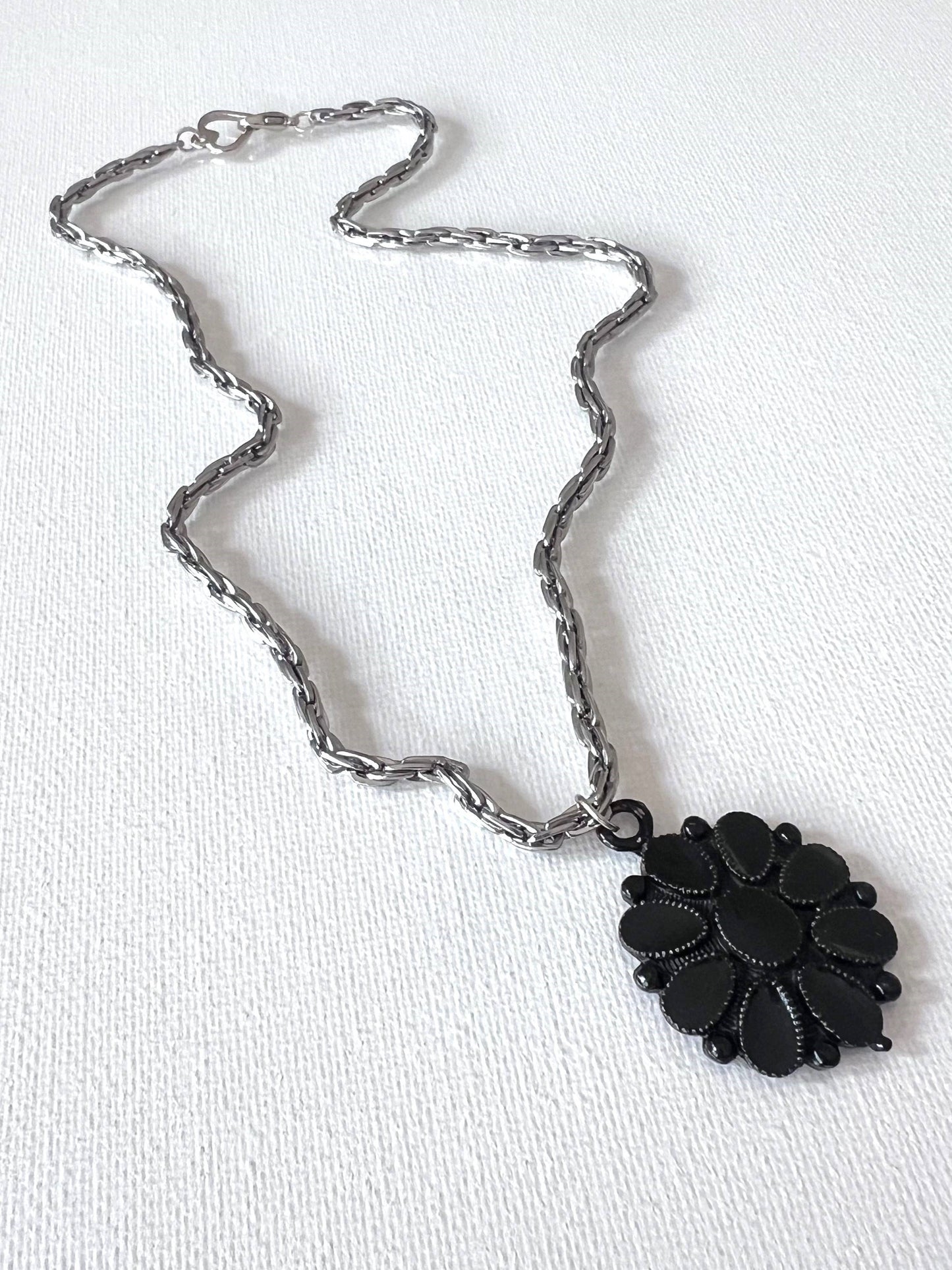 Gothic Black Flower Pendant Necklace